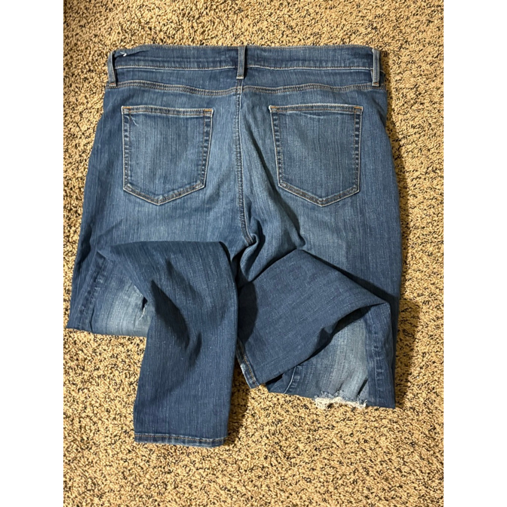 Loft Jeans with Fray styled bottoms - Picture 6 of 7